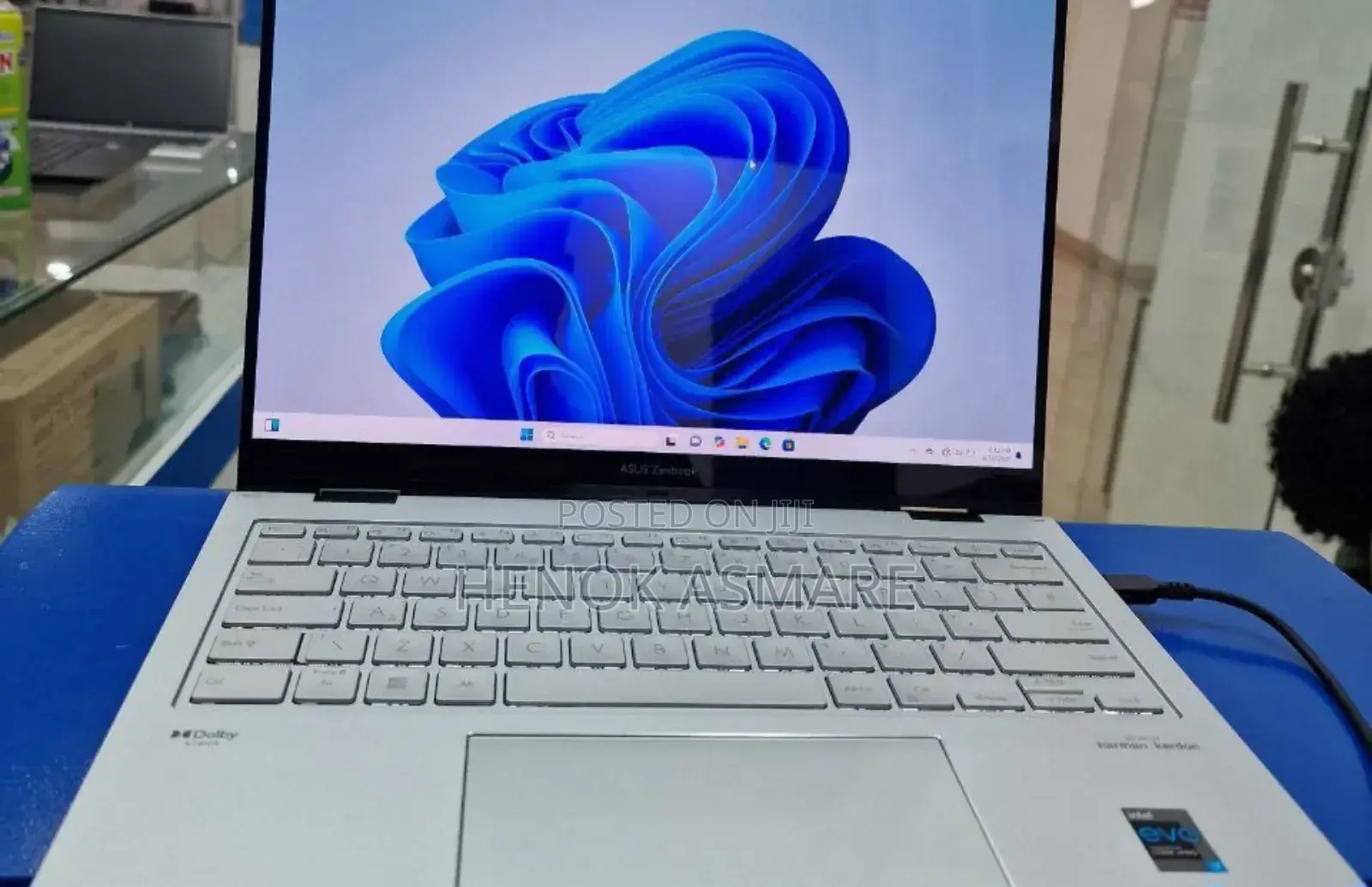 New Laptop Asus Zenbook 14 UX434 16GB Intel Core I7 SSD 512GB