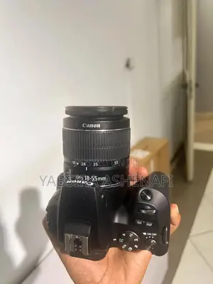 Photo - Brand New Canon 250d