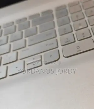 New Laptop HP Envy 6 8GB Intel Core I5 HDD+SSD 1T