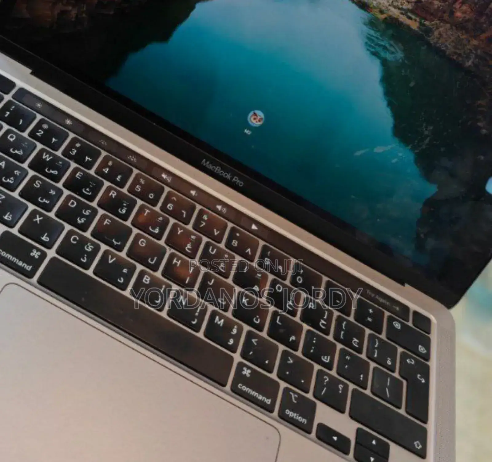 New Laptop Apple MacBook Pro 2022 M2 8GB AMD Ryzen 7 SSD 256GB