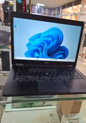 New Laptop Dell Latitude 5480 8GB Intel Core I5 SSD 256GB