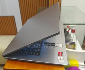 New Laptop Lenovo Ideapad 3 8GB Intel Core I5 SSD 512GB