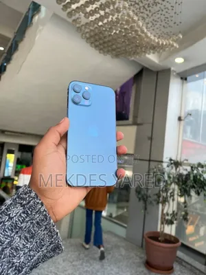 Photo - New Apple iPhone 12 Pro Max 256 GB Blue