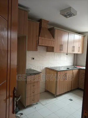 3bdrm Apartment in Apartment, Yeka for rent