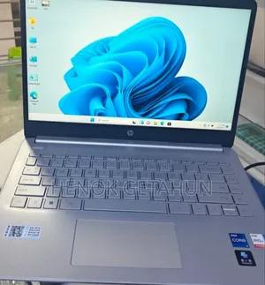 New Laptop HP Stream Notebook 8GB Intel Core I7 SSD 1T