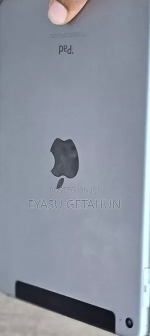 New Apple iPad mini 4 128 GB Silver