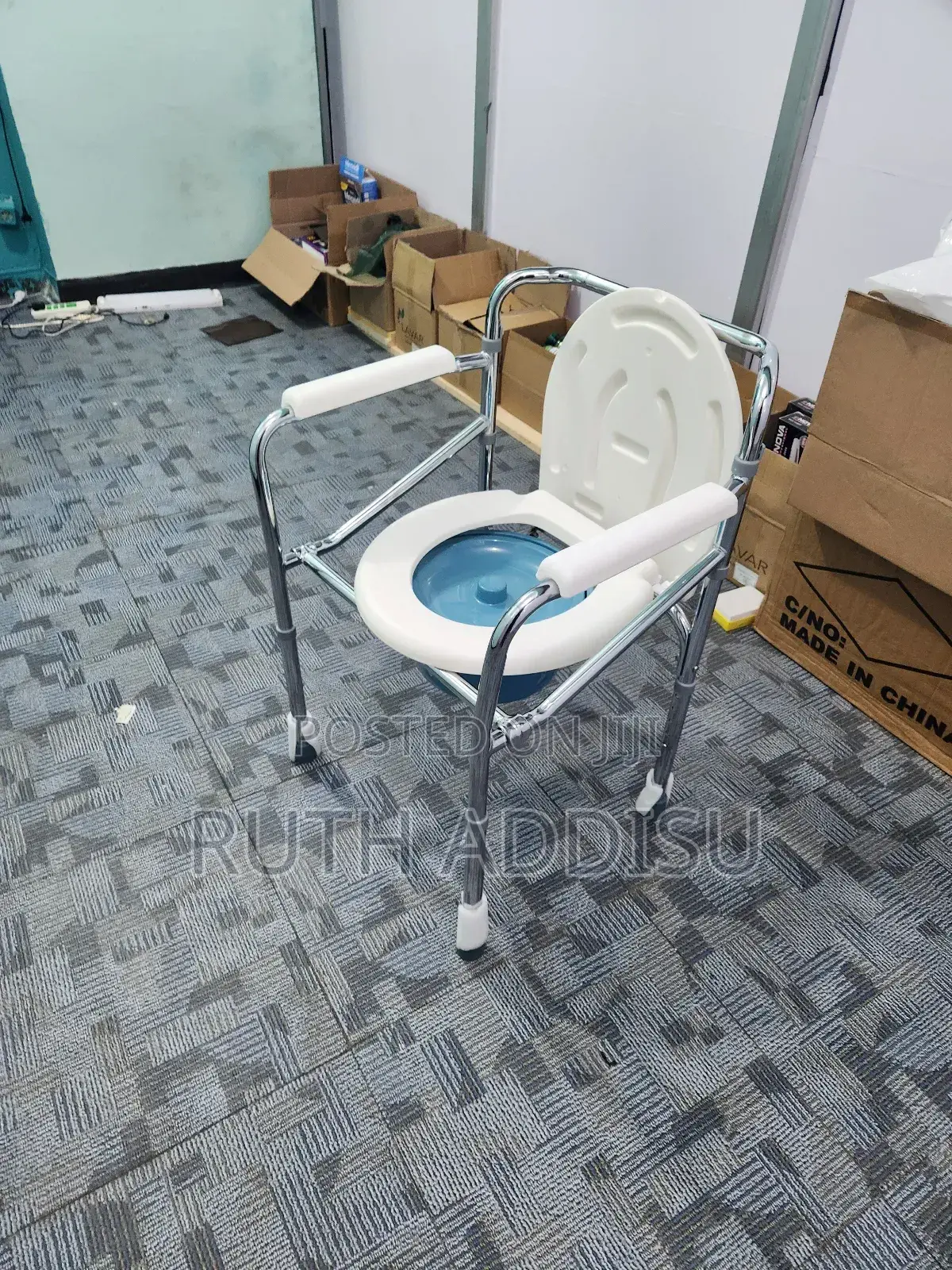Commode Chair腔裏commode Chair者聯toilet Chair胺過commode Chair朱槿commode New