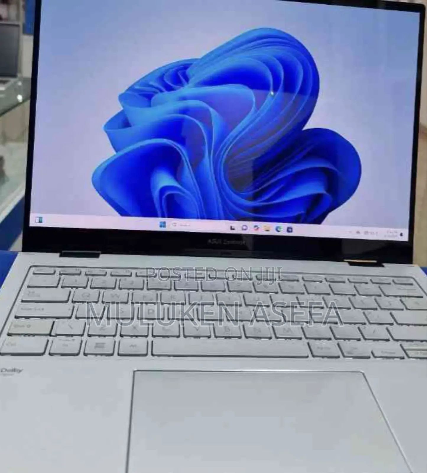 New Laptop Asus ZenBook Flip 14 UX461UA 16GB Intel Core I7 SSD 512GB