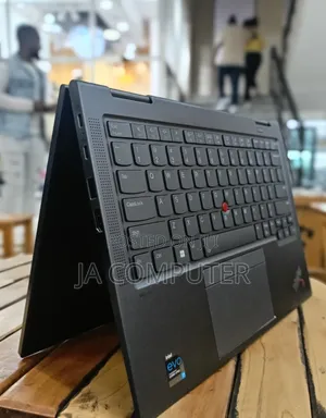 New Laptop Lenovo Thinkpad X1 Yoga 32GB Intel Core I7 SSD 512GB