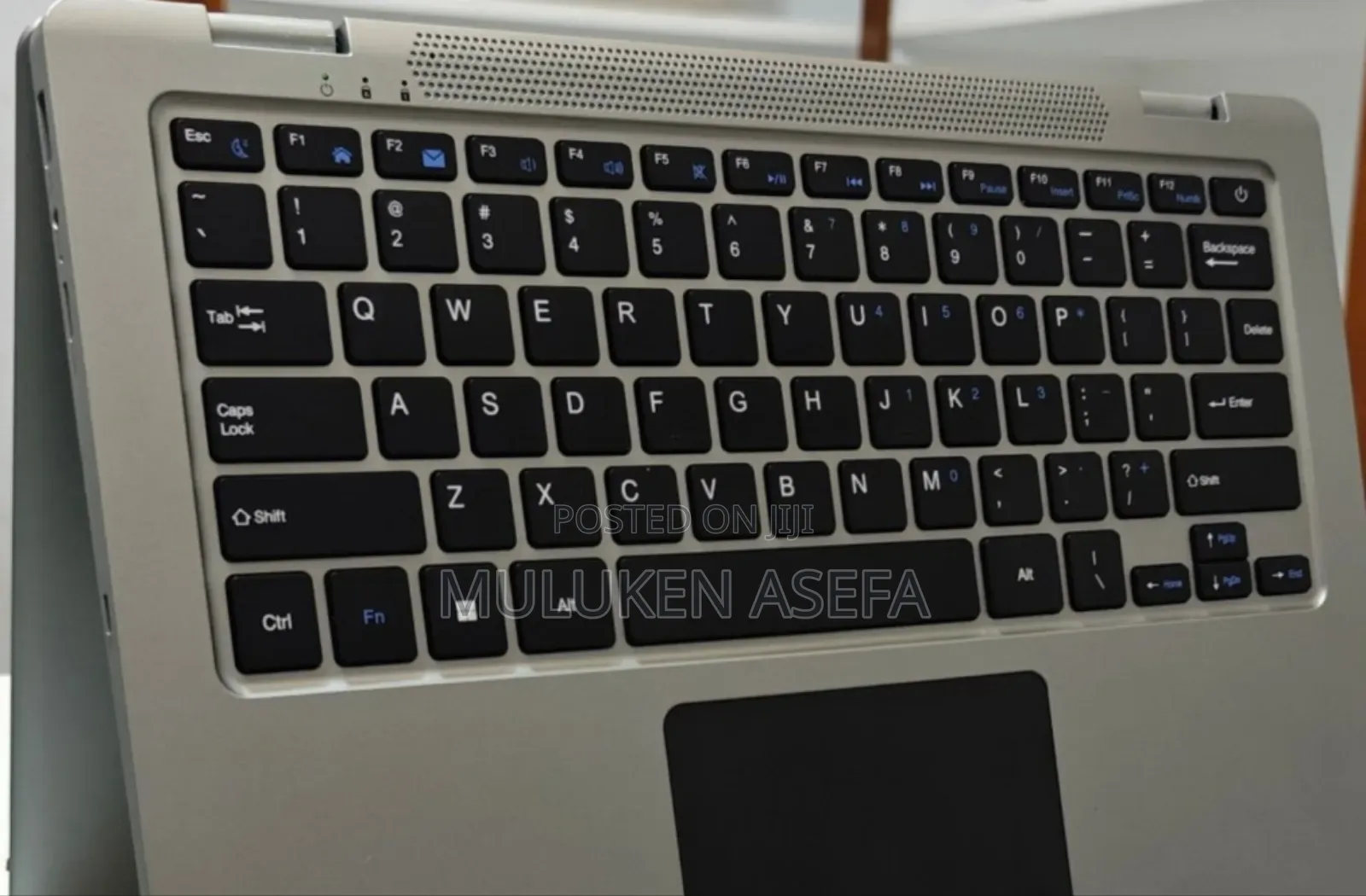 New Laptop HP 4GB HDD 512GB