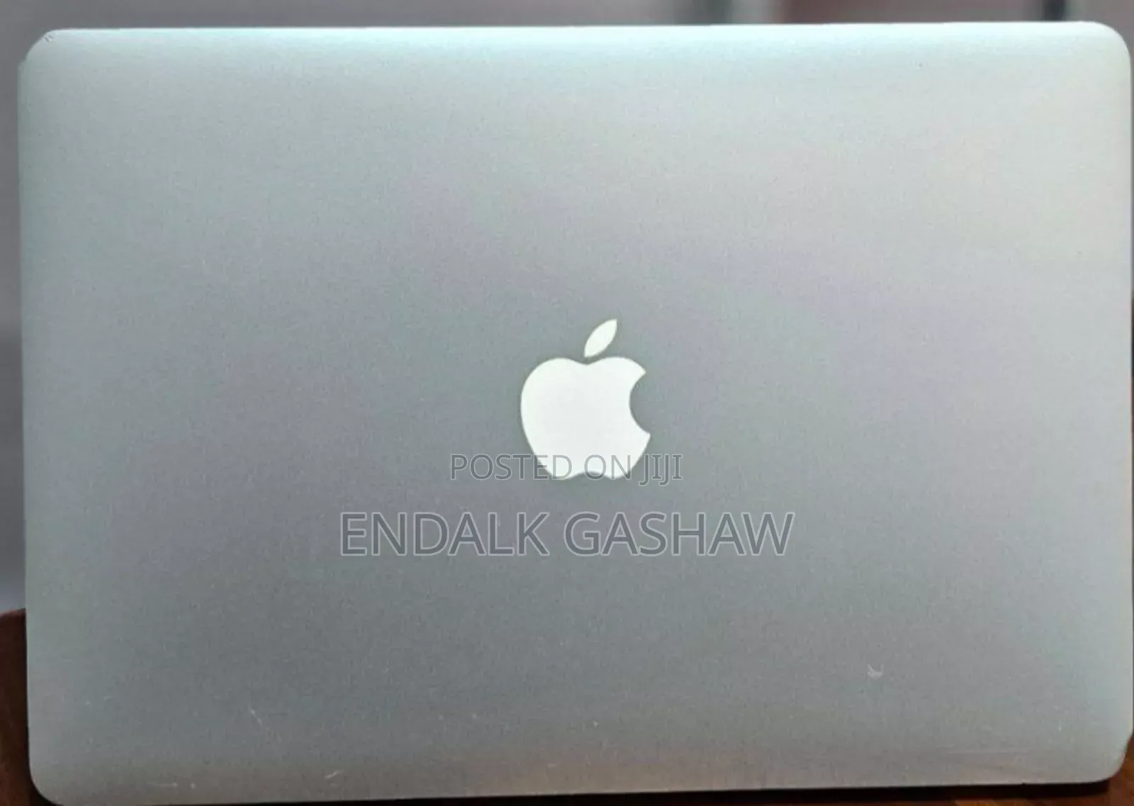 New Laptop Apple MacBook Air 2015 8GB Intel Core i5 SSD 256GB