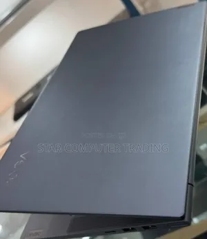Photo - New Laptop Lenovo Yoga 700 16GB AMD Ryzen 7 SSD 512GB