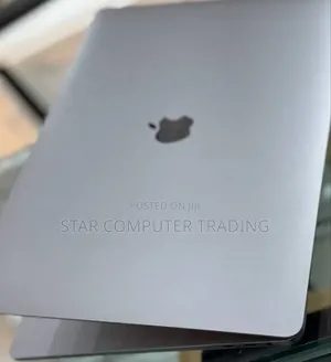 New Laptop Apple MacBook Pro 2017 16GB Intel Core I7 SSD 512GB