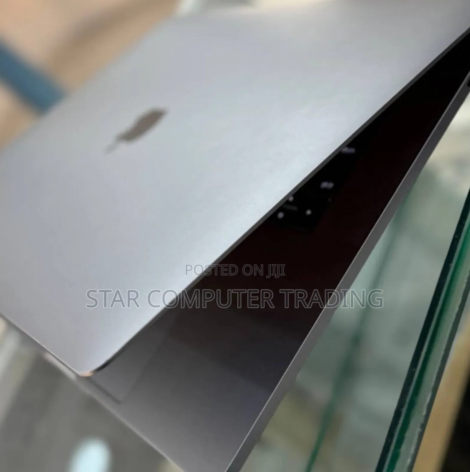 New Laptop Apple MacBook Pro 2017 16GB Intel Core I7 SSD 512GB