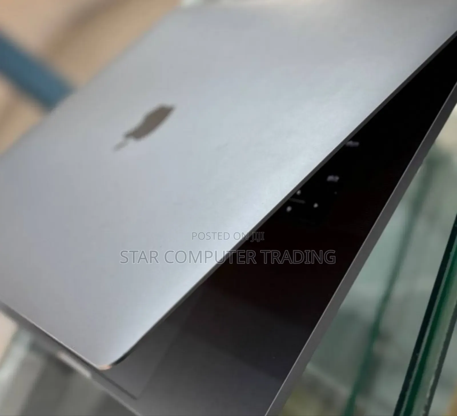 New Laptop Apple MacBook Pro 2017 16GB Intel Core I7 SSD 512GB