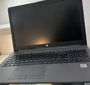 New Laptop HP Stream Notebook 8GB Intel Core I7 HDD 1T