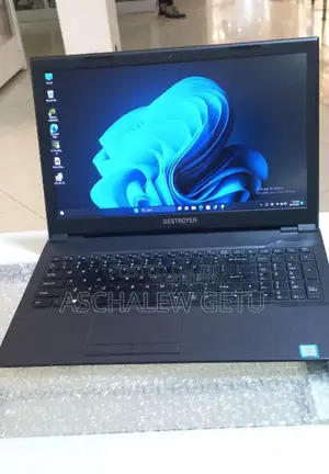 New Laptop MSI GP75 Leopard 16GB Intel Core I5 HDD 500GB