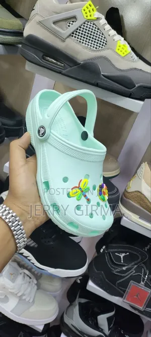 "Crocks" Very Good Quality