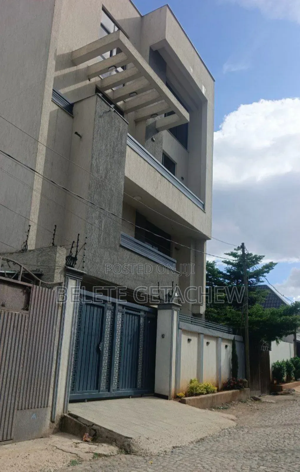 8bdrm House in Lafto, G+3 Luxury for sale