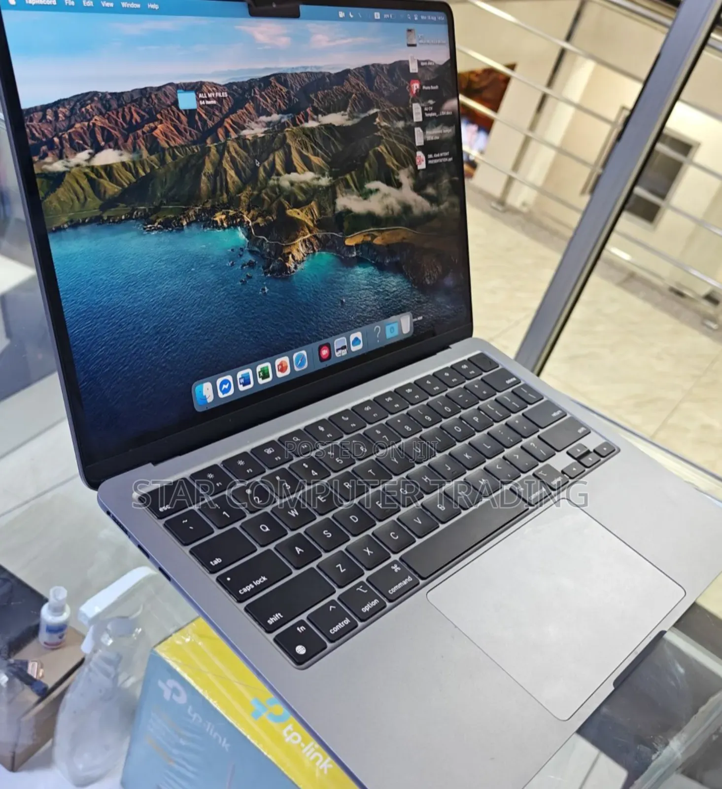 New Laptop Apple MacBook Air 2022 M2 8GB Apple M2 SSD 512GB