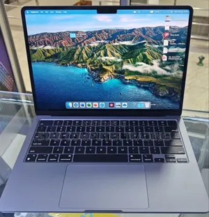New Laptop Apple MacBook Air 2022 M2 8GB Apple M2 SSD 512GB