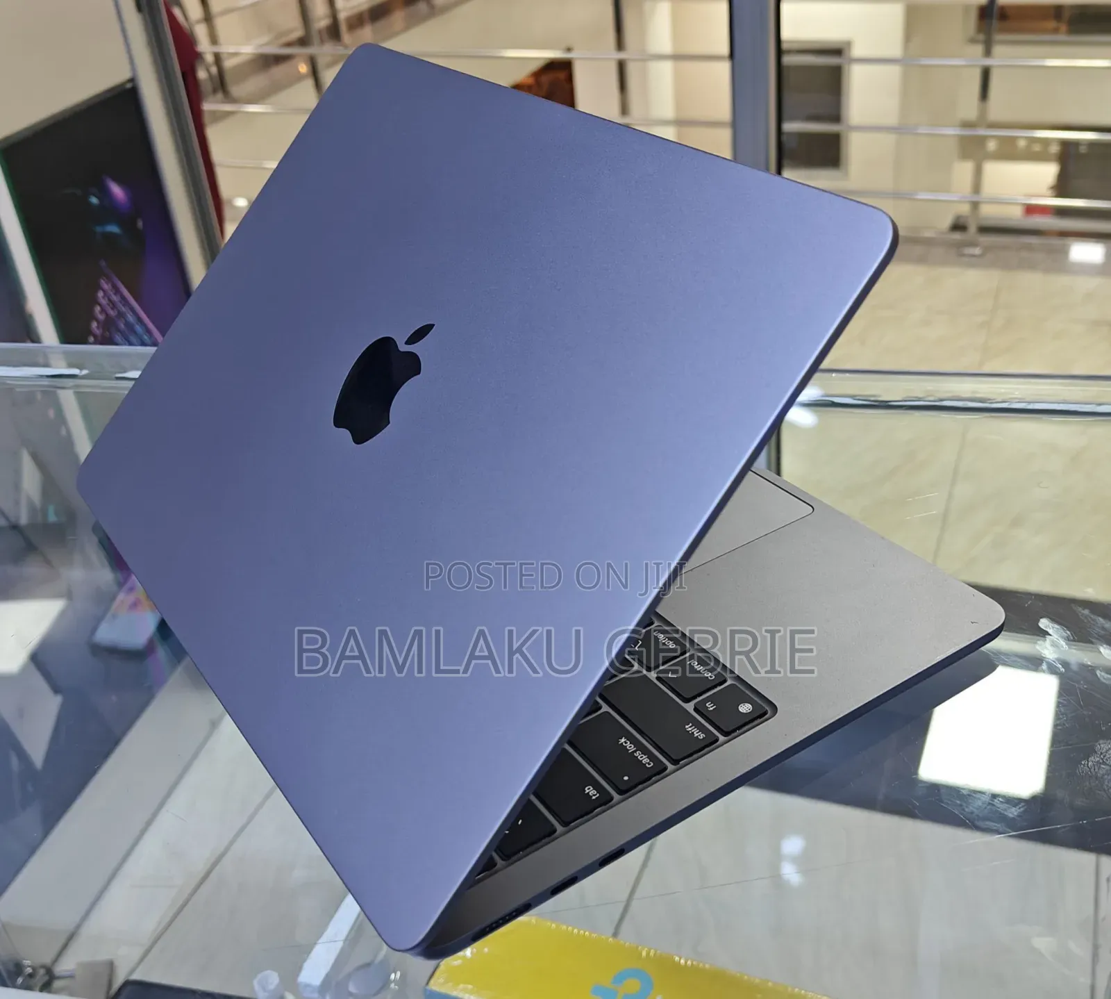 New Laptop Apple MacBook Air 8GB Apple M2 SSD 512GB