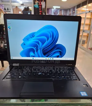 Photo - New Laptop Dell Latitude 5480 8GB Intel Core I5 SSD 256GB