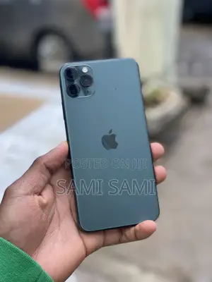 Photo - Apple iPhone 11 Pro Max 64 GB