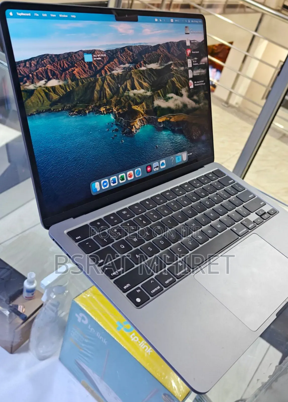 New Laptop Apple MacBook Air 2022 M2 8GB Apple M2 SSD 512GB