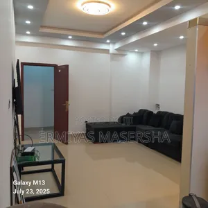 ሰሚት Compound Appartment