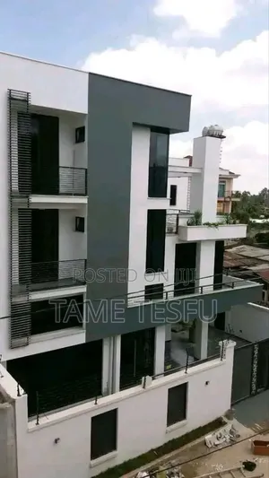 Furnished 8bdrm House in ቶቶት, Bole for sale