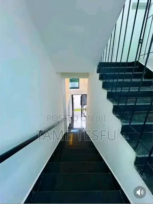 Furnished 8bdrm House in ቶቶት, Bole for sale