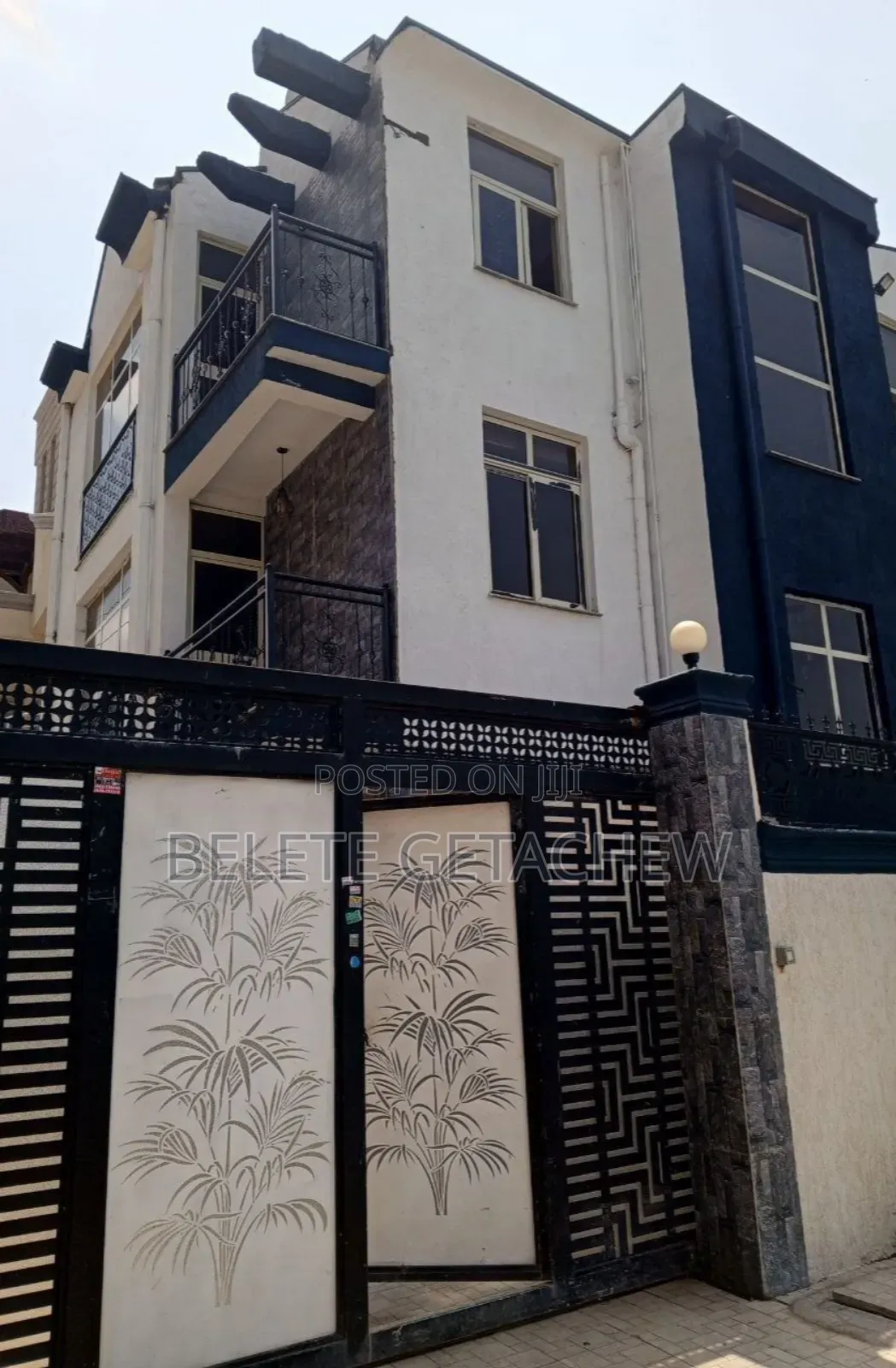 6bdrm House in Bole Bulbula, G+2 for sale