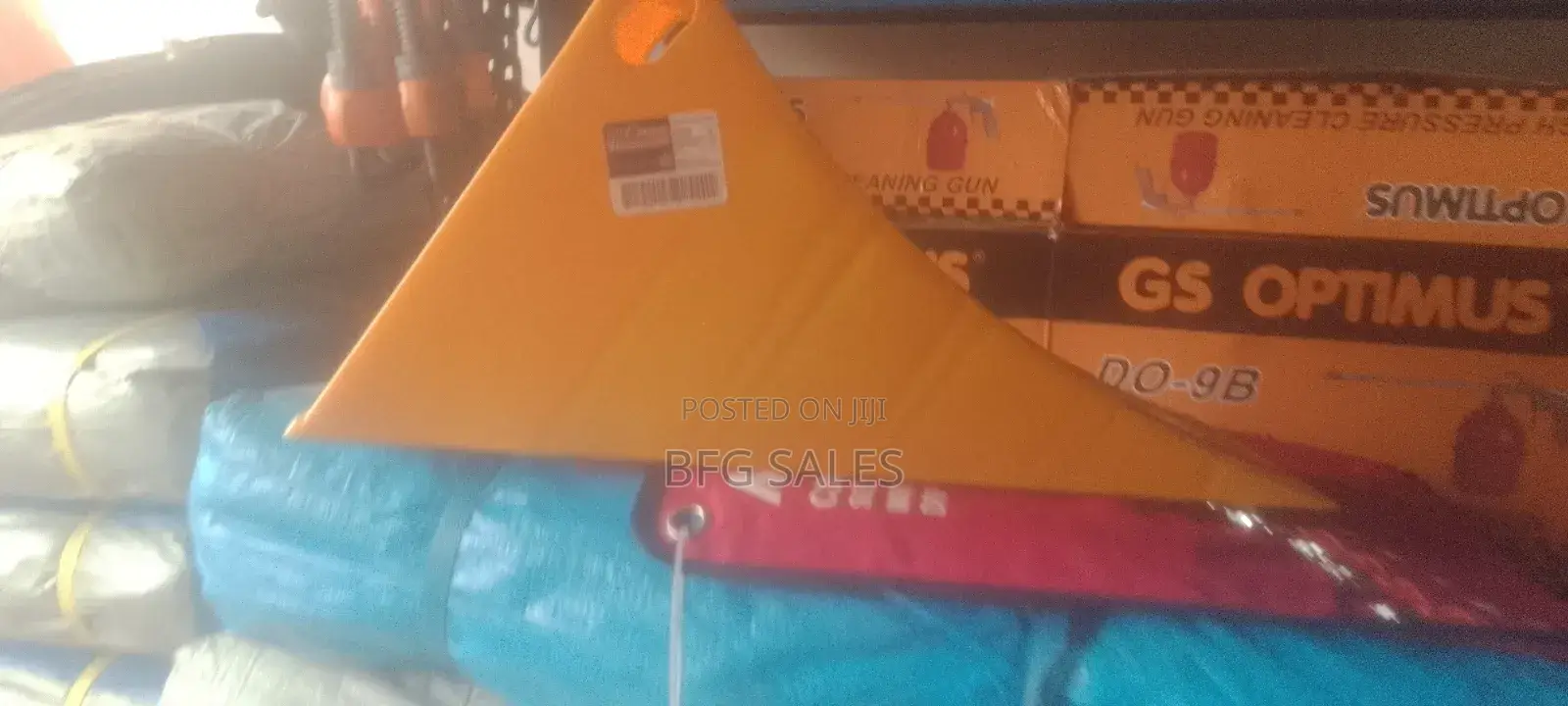 Plastic Parking Wedge (ታኮ)