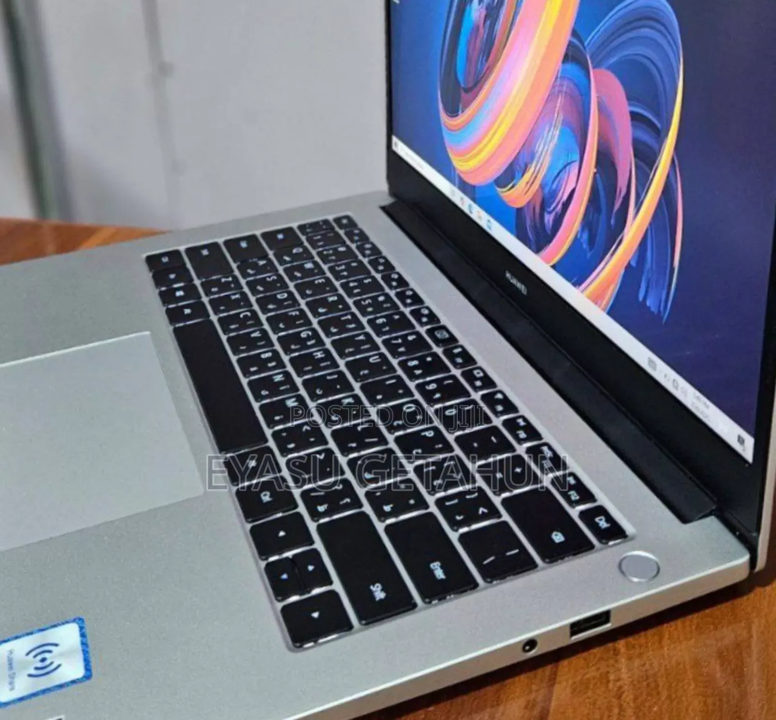 New Laptop Huawei MateBook 13 WRT-W19E 8GB AMD Ryzen 5 SSD 512GB