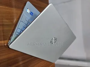 New Laptop HP Stream Notebook 8GB Intel Core I5 SSD 256GB