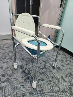 Photo - Commode Chair朱明toilet Chair重點poty Chair朱槿commode Chair䐭你commode Chair
