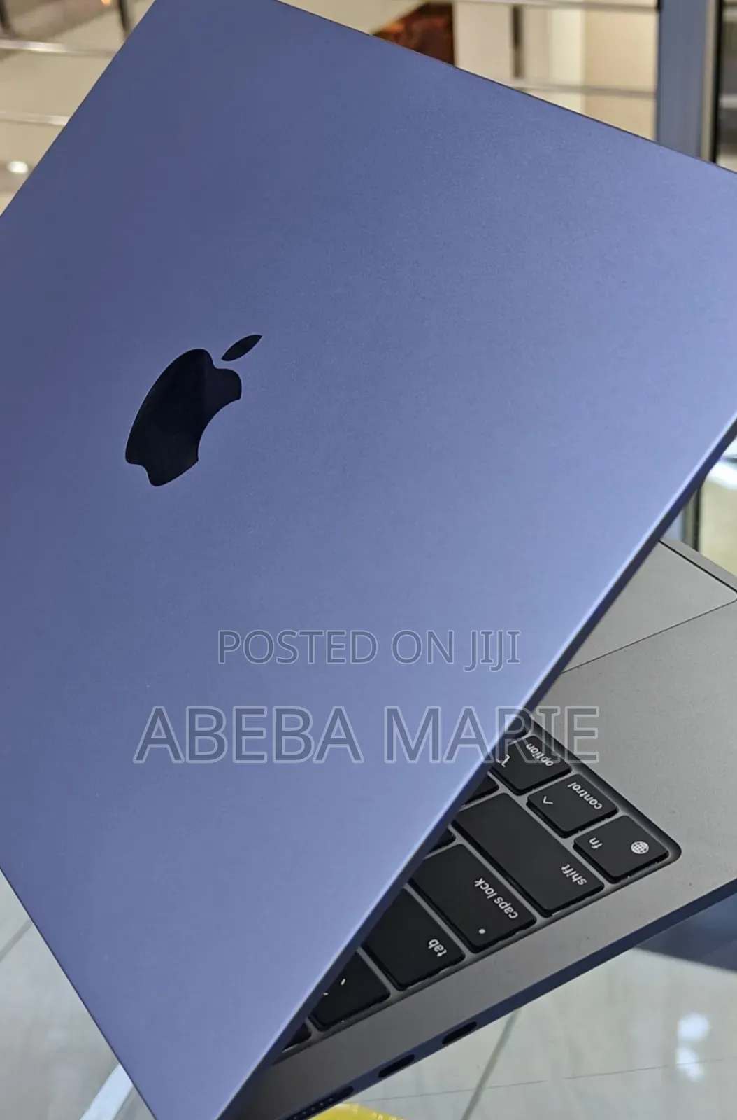 New Laptop Apple MacBook Air 2022 M2 8GB Apple M2 SSD 512GB