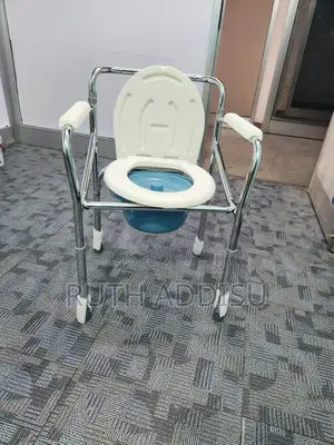 Commode Chair息肉poty Chair段子medical Commode Chair朱諾commode Chair New