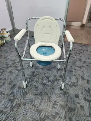 Commode Chair重大medical Toilet Chair喬裝brand New Toilet Chair管制commode
