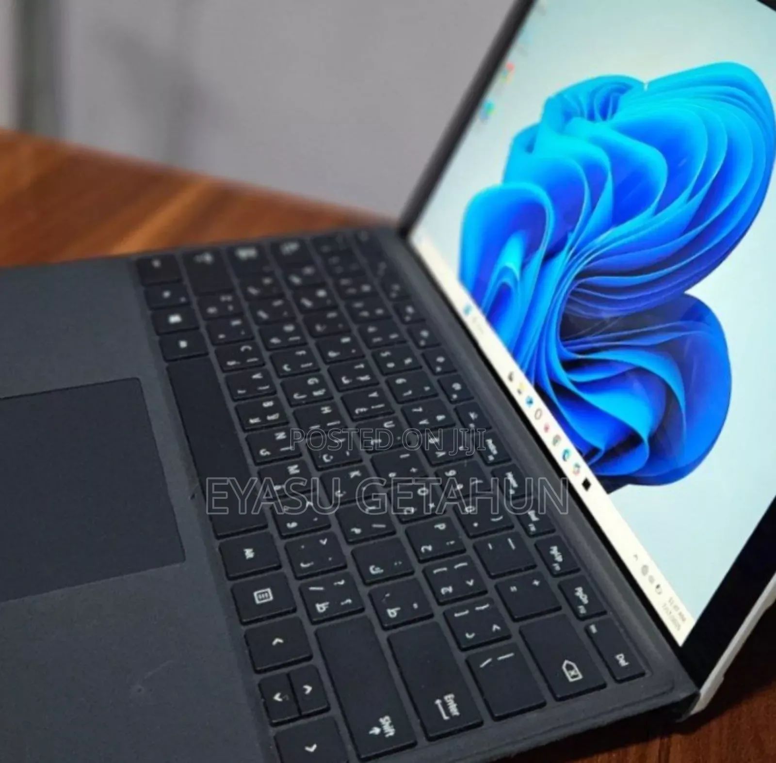 New Laptop Microsoft Surface Pro 7 8GB Intel Core I5 SSD 128GB