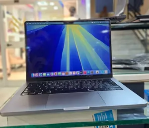 New Laptop Apple MacBook Pro M1 16GB SSD 512GB