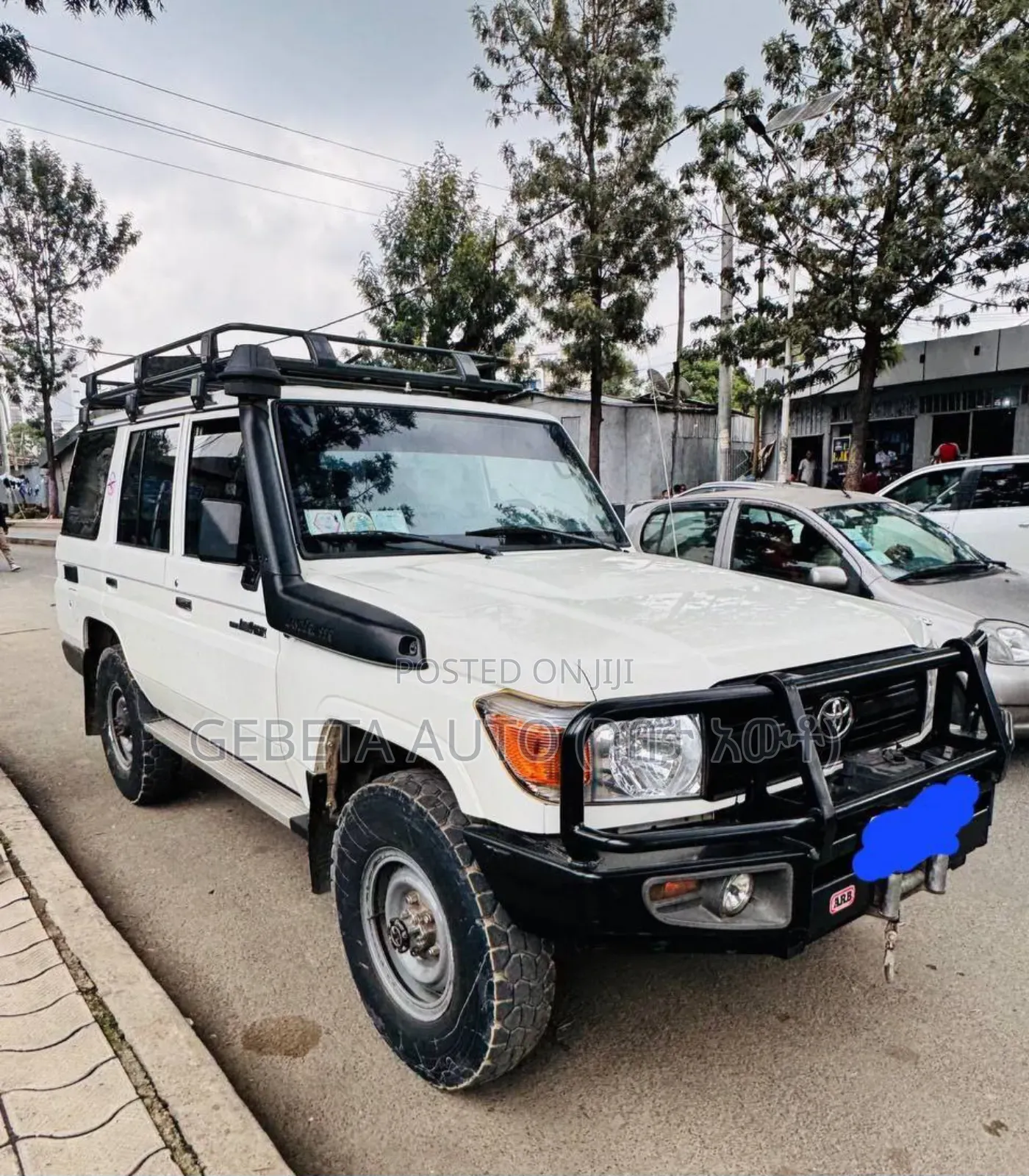 Toyota Land Cruiser 2018 White