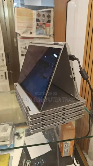 Photo - New Laptop Lenovo ThinkPad Yoga 16GB Intel Core I5 SSD 512GB