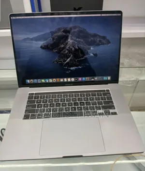 New Laptop Apple MacBook Pro 2019 32GB Intel Core I7 SSD 1T