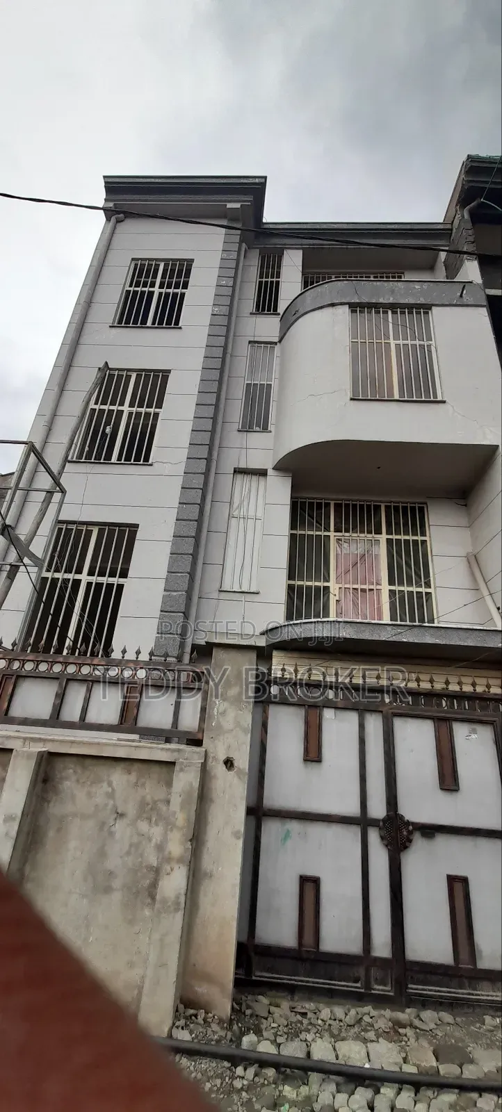 6bdrm House in Haile Garment, Nifas Silk-Lafto for sale