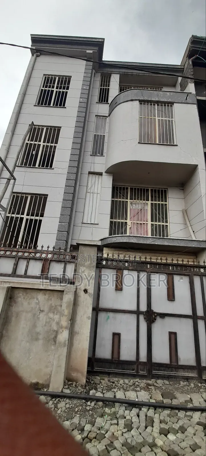 6bdrm House in Haile Garment, Nifas Silk-Lafto for sale