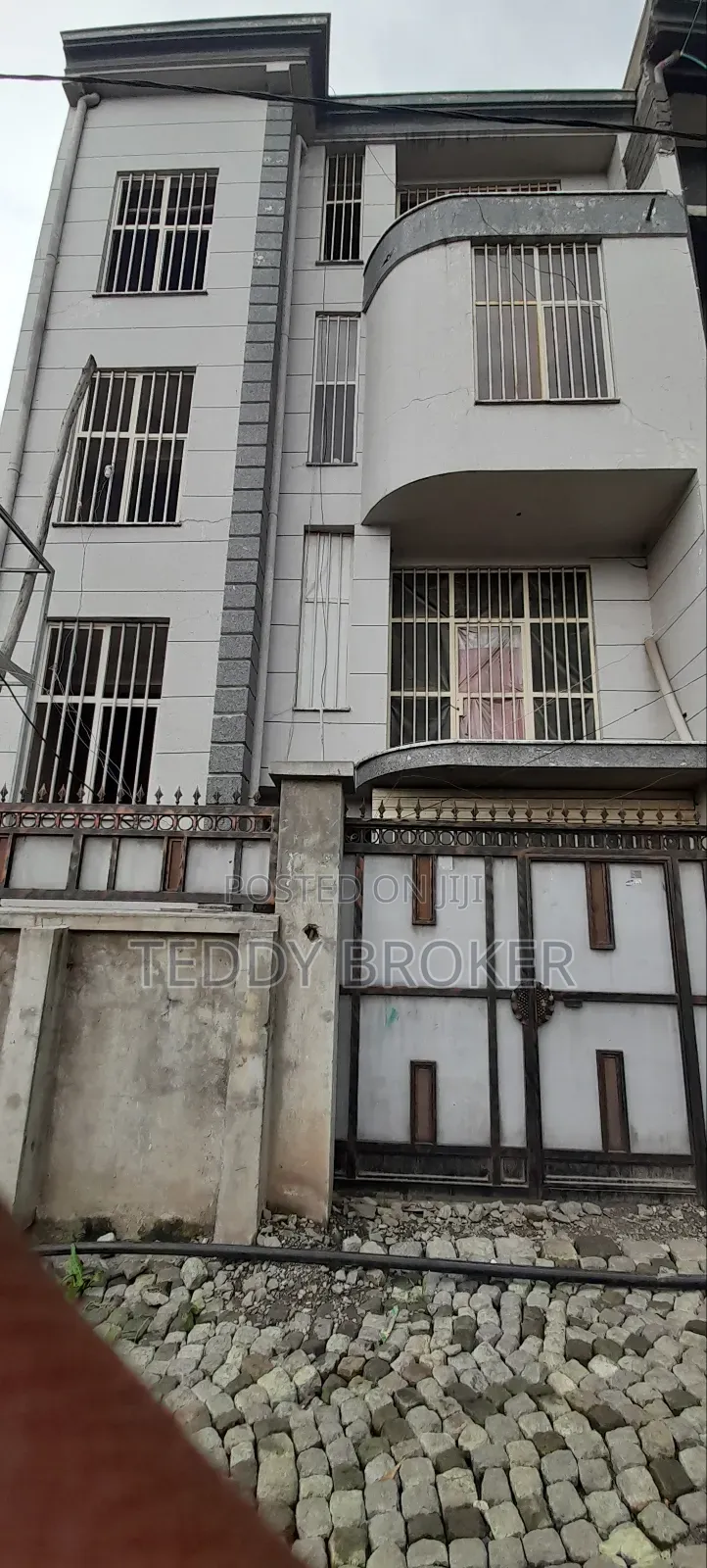 6bdrm House in Haile Garment, Nifas Silk-Lafto for sale
