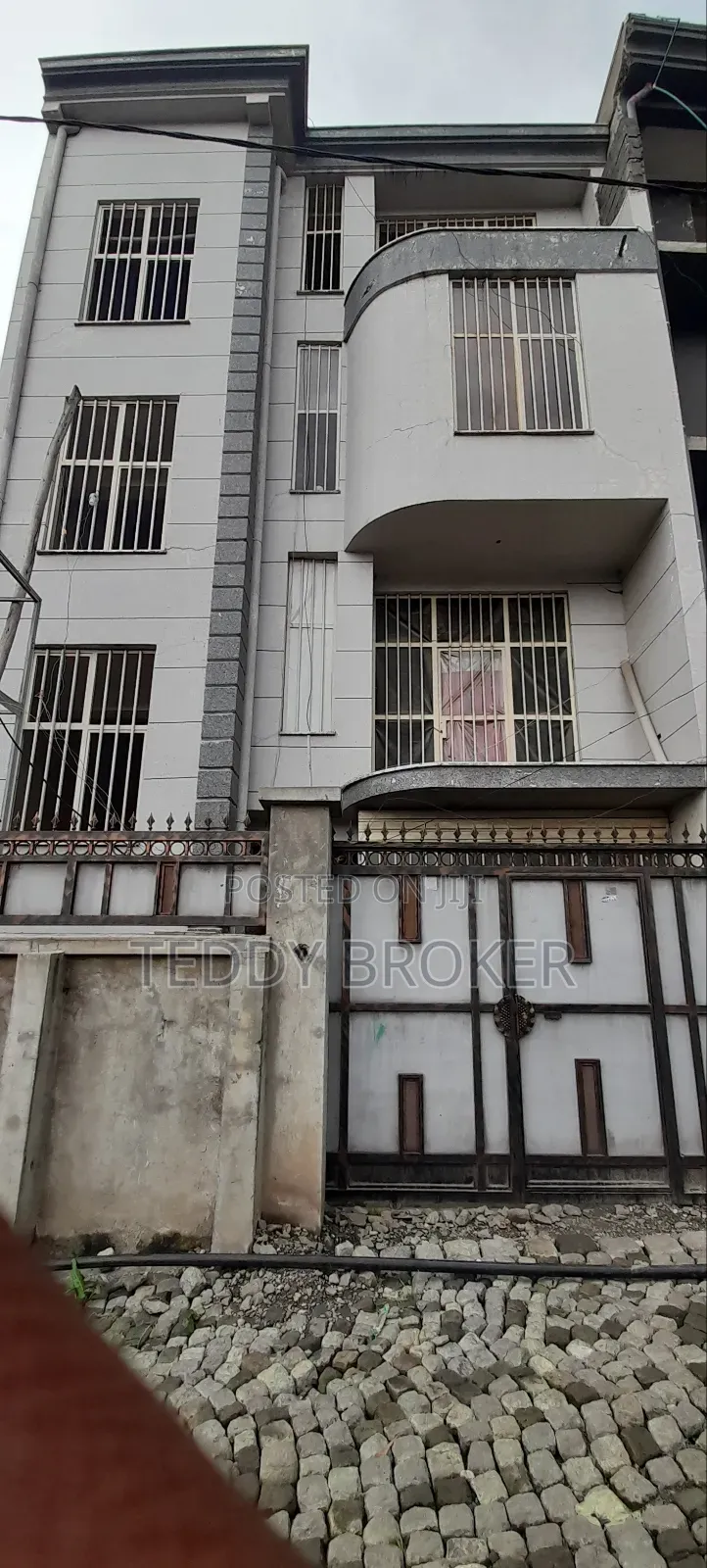 6bdrm House in Haile Garment, Nifas Silk-Lafto for sale