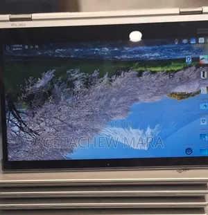 Photo - New Laptop Lenovo ThinkPad Yoga 16GB Intel Core I5 SSD 512GB